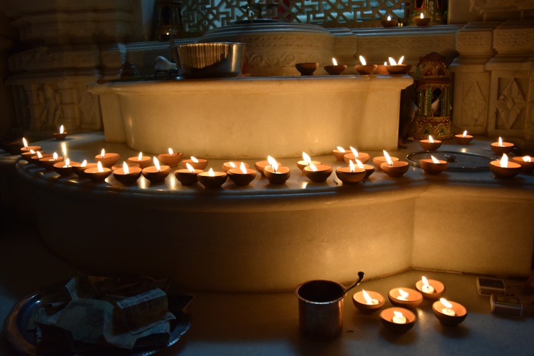 Pilani: Aarti, Mandir